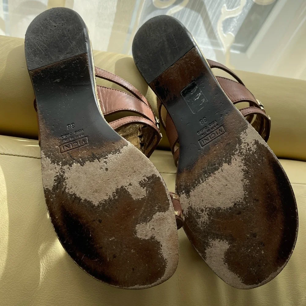 Giuseppe Zanotti Design - Picture 4 of 6